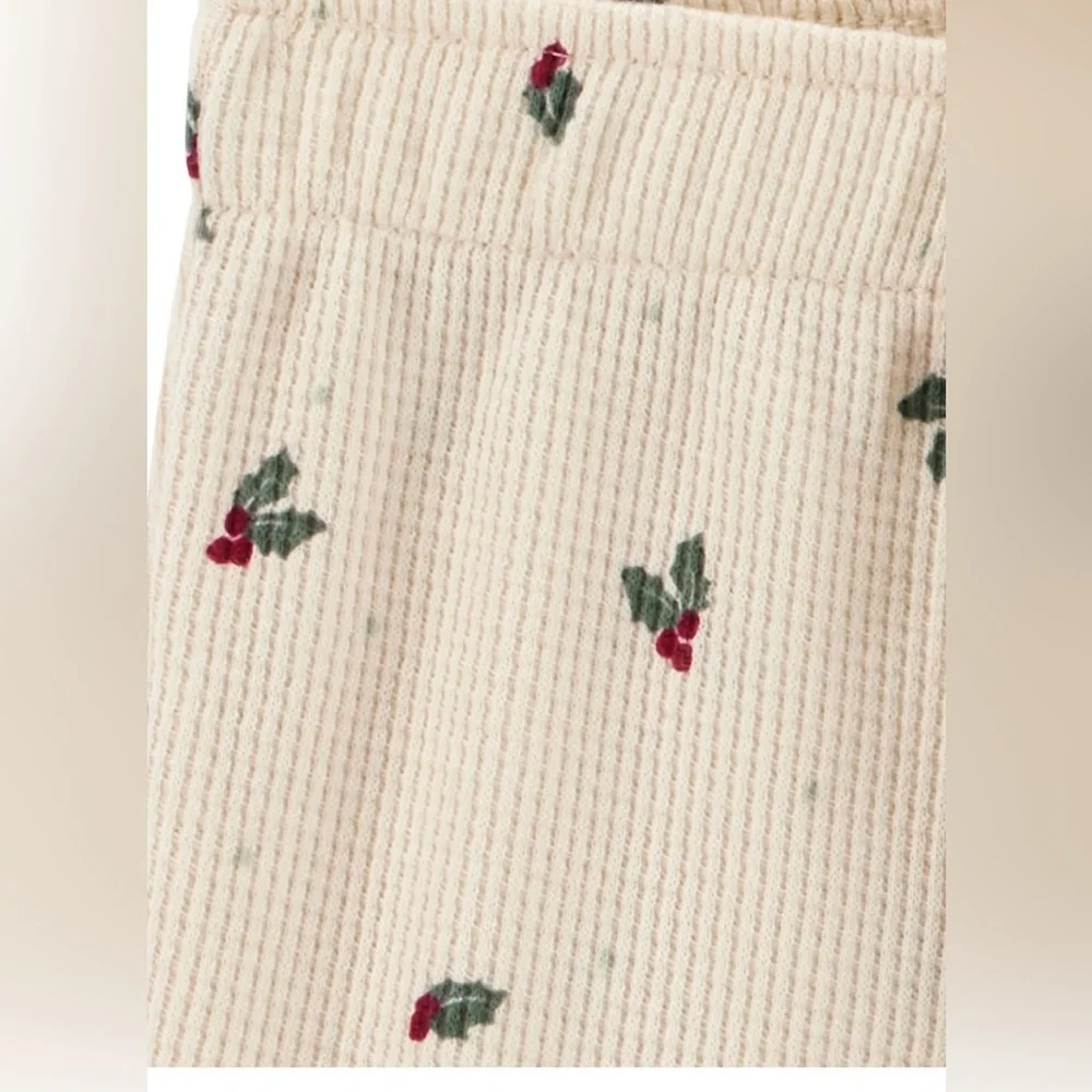 Carter’s Baby Girl 2PC Winter Holiday Holly Print Thermal Outfit‎ Set 18M! NWT!